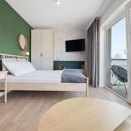 By Dreamhouse Apartment *